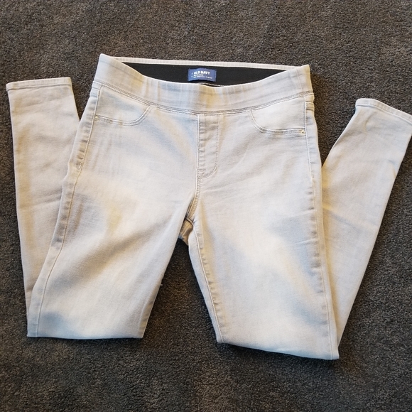 Old Navy Rockstar Mid Rise Gray Pull On Skinny Jeans - Picture 1 of 9